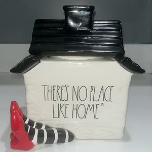 Rae Dunn “There’s No Place Like Home” Cookie Jar